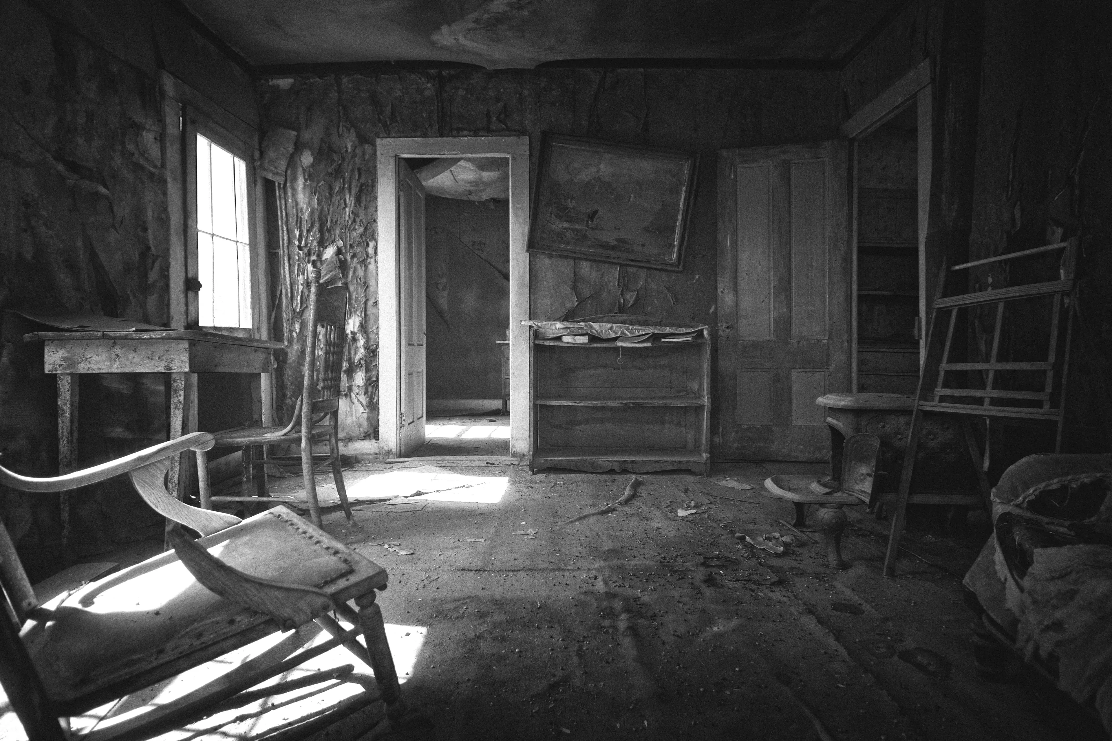 Spent Many Years Exploring Ghost Towns In Us & Canada