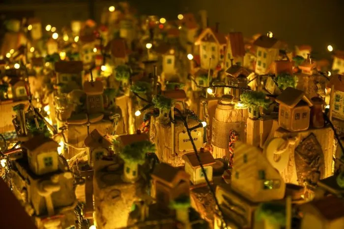 I Recycled 50 Kilograms Of Beach Trash And Made These Miniatures (39 Pics)