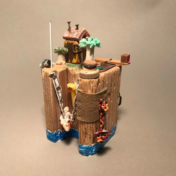 I Recycled 50 Kilograms Of Beach Trash And Made These Miniatures (39 Pics)