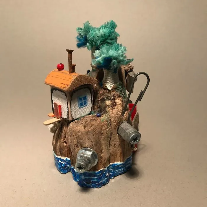 I Recycled 50 Kilograms Of Beach Trash And Made These Miniatures (39 Pics)