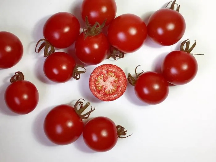 124 Realistic Food Embroidery Designs by Ipnot Might Make Your Mouth Water