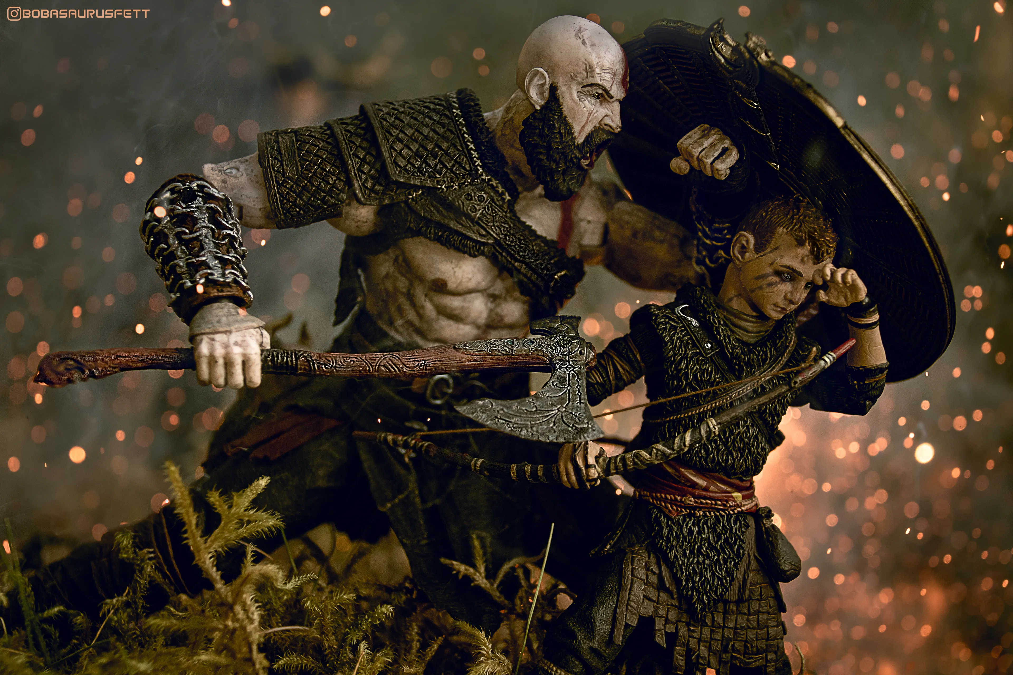 Toy Photography: Kratos & Atreus In The Heat Of Battle...