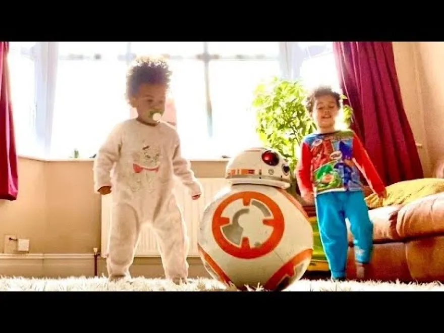 Isolation Madness! Star Wars Droid Loses His Head!