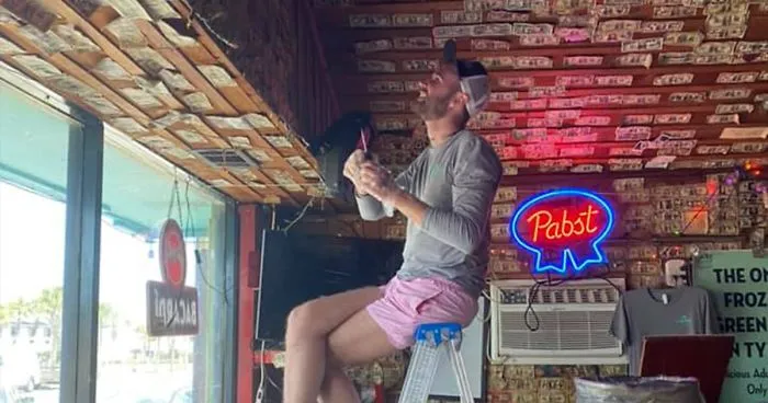 Bar Owner Removes $3,714 Worth Of Bills Stapled To The Walls To Pay Unemployed Staff