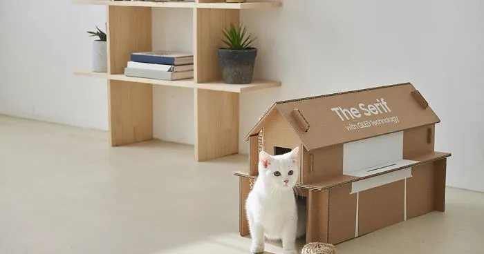 Samsung Presents Its New Sustainable Cardboard TV Boxes That Can Be Reused As Cat Houses And Other Things