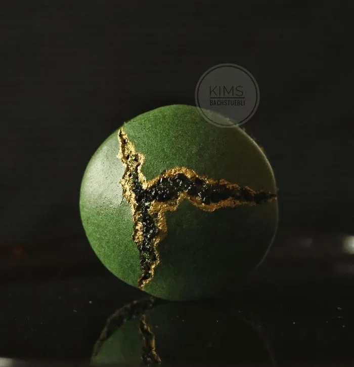 This Baker Has Mastered The Art Of Decorative Macarons And Here Are 27 Of The Best Ones