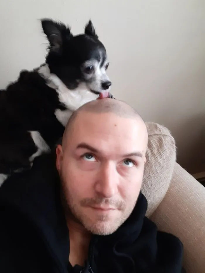Someone Says To Refer To Your Pet As 'The Drunk Guy At The Back Of The Bar' And People Deliver (30 Posts)