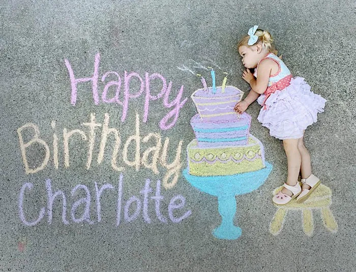 30 Pics Of A Family That Uses Chalk Art To Go On Adventures During The Lockdown