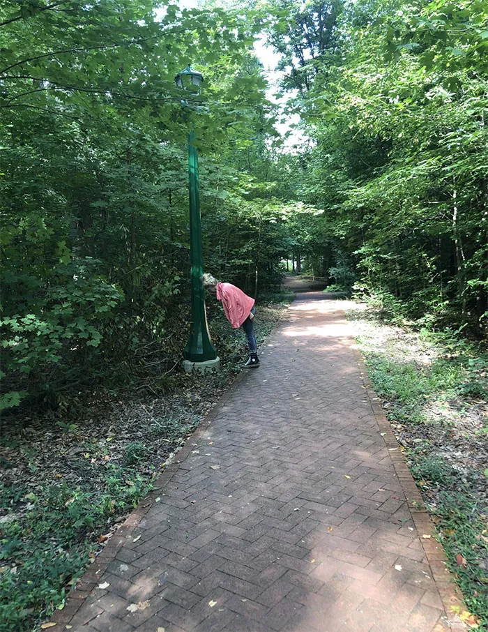 Asked My Daughter To Lean Against The Pole For A Picture