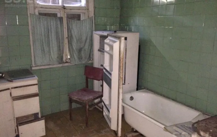 Bob Would Smile To Himself Whenever He Thought Of The Money He’d Saved By Not Installing Air-Con