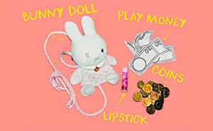 Preschoolers From 5 Different Countries Show What They Carry In Their Pockets