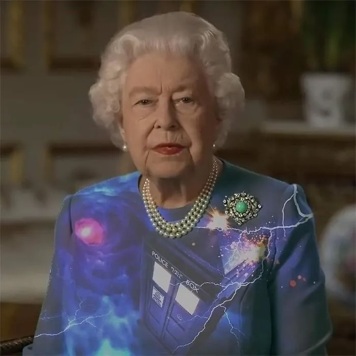 La Reina de Inglaterra dio un discurso vestida de verde y la gente sacó el Photoshop a relucir (35 imágenes)