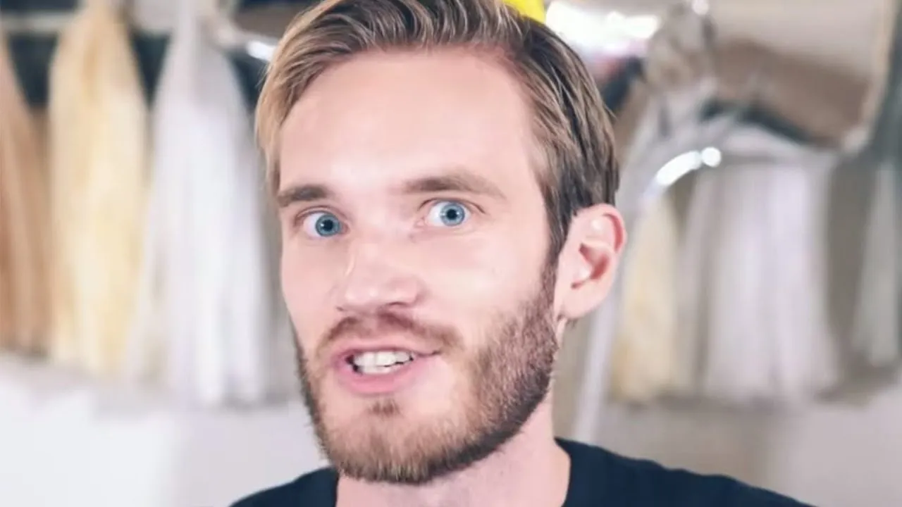 I Made An Elegant Little Montage Of Youtubers Saying 'Hey Guys' And 'Please Subscribe'