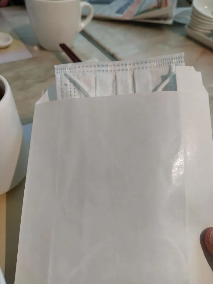 Hong Kong Restaurants Offer You A Bag To Store Your Mask While Eating