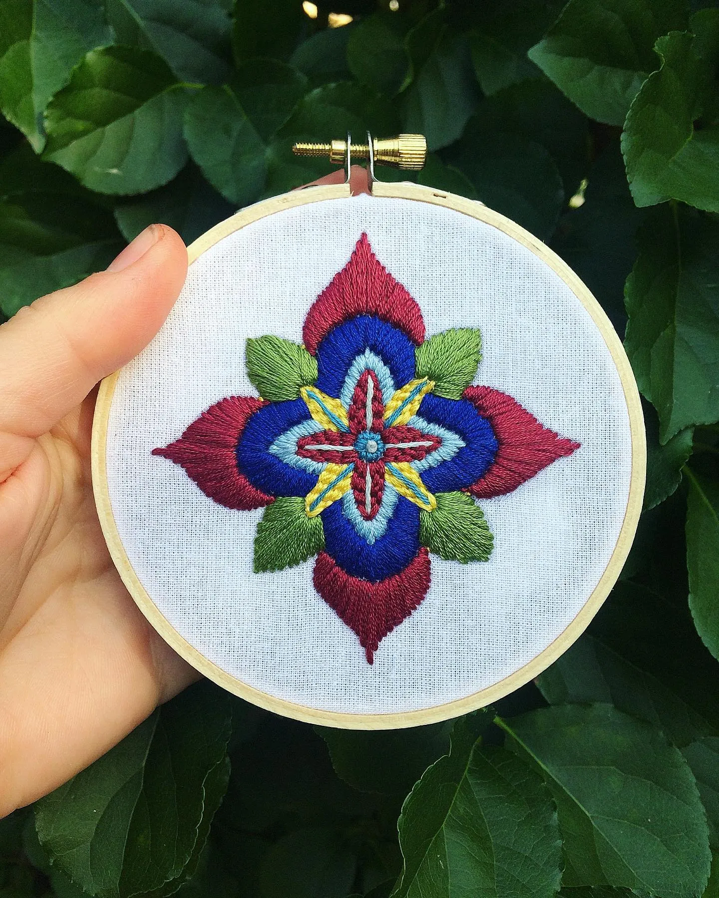 I Bought Some Embroidery Supplies At A Yard Sale And Ended Up Loving This Style Of Artwork