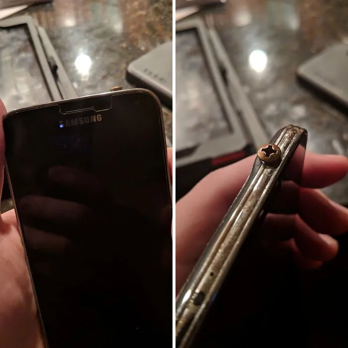Mi abuelo pensó que el agujero de los cascos era de un tornillo