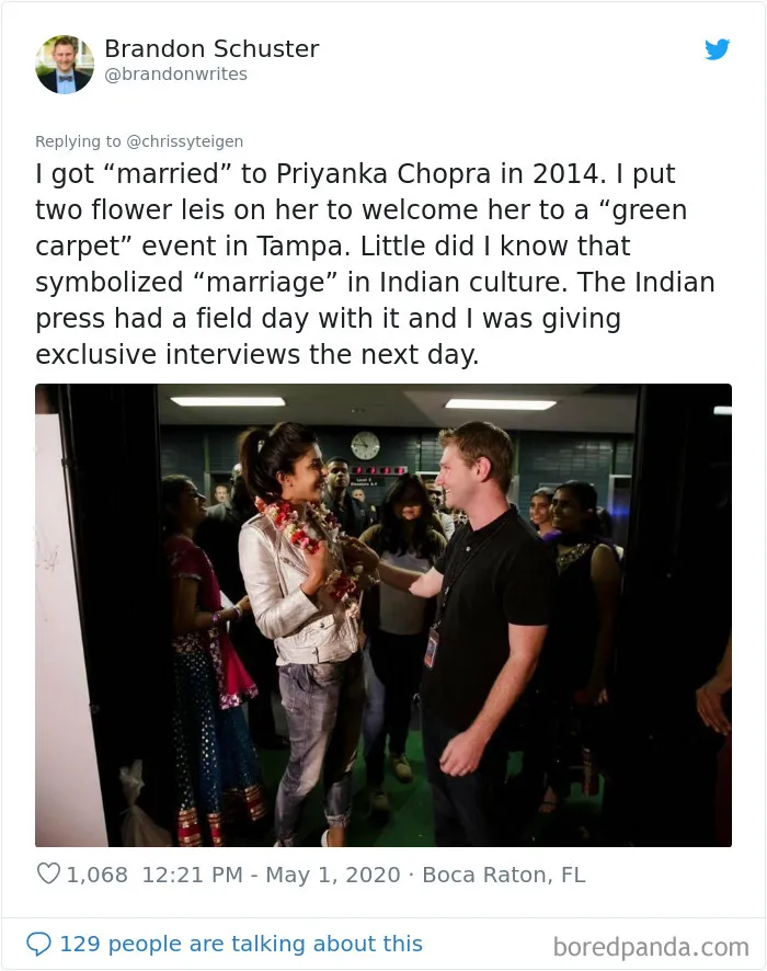 30 People Share Their "1 Minute Of Fame" Stories In Response To Chrissy Teigen's Tweet
