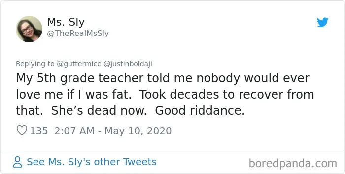 People Share Stories About Jerk Teachers That "Radicalized" Them In Their Youth (30 Tweets)