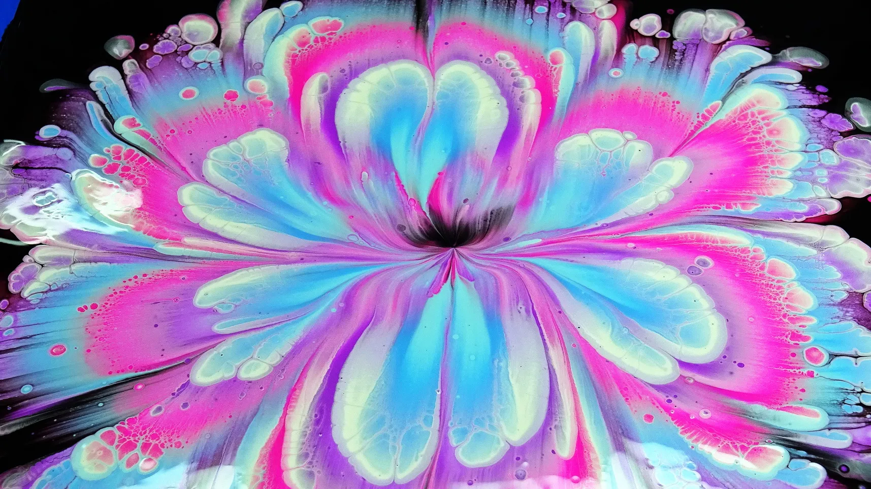 Cup Bottom Reverse Dip On Wood Panel ~ Acrylic Pour Painting ~ Paint #withme