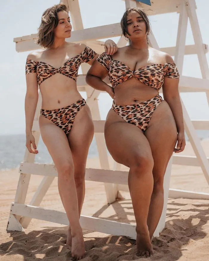 Two Friends Show How The Same Clothes Look On Their Different Body Types (33 Pics)