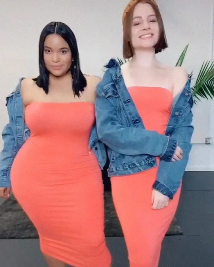 Two Friends Show How The Same Clothes Look On Their Different Body Types (33 Pics)