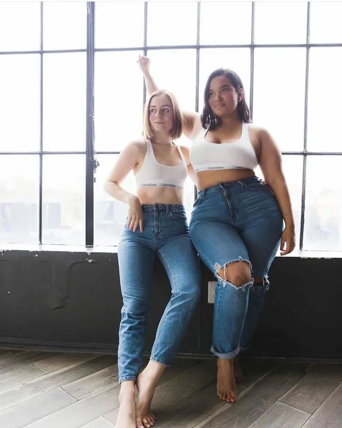 Two Friends Show How The Same Clothes Look On Their Different Body Types (33 Pics)
