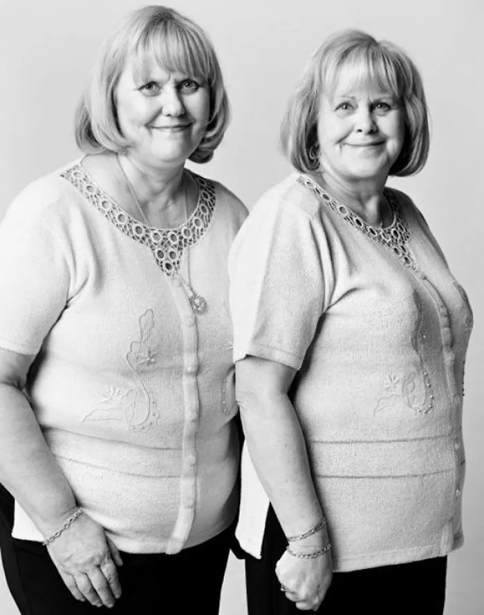 Photographer Finds Look-Alikes That Are Not Actually Related By Blood But Look Incredibly Similar (30 Pics)
