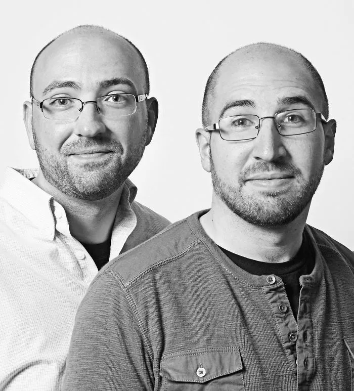 Photographer Finds Look-Alikes That Are Not Actually Related By Blood But Look Incredibly Similar (30 Pics)