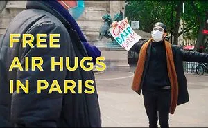 Free Air Hugs In Paris. 1st Day Out
