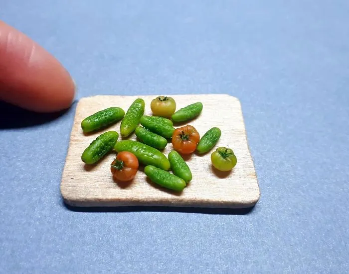 Russian Mother Of Three Creates Realistic Miniature Sculptures (36 Pics)