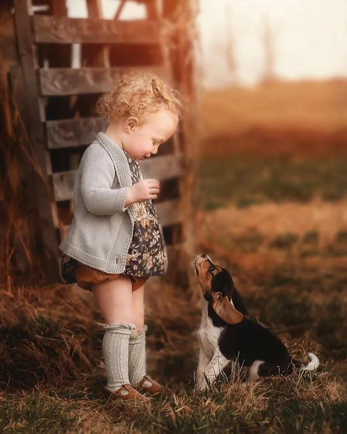 I Photograph The Innocent Moments Of Children With Animals (30 Pics)