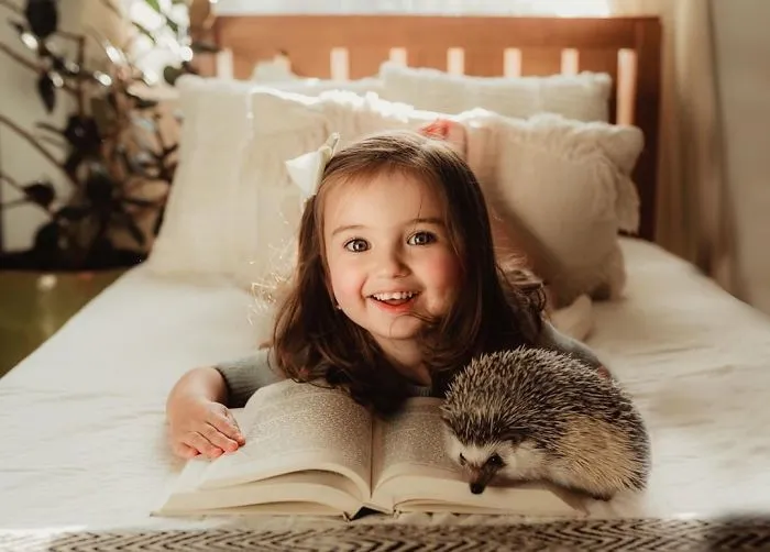 I Photograph The Innocent Moments Of Children With Animals (30 Pics)