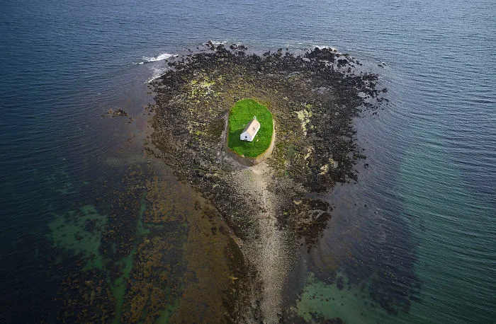 My Family Moved To A Small Town In The UK And I Started Discovering The Beauty Of This Country (35 Pics)