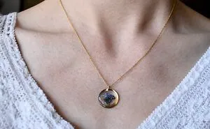 I Preserve Tiny Flowers In Delicate Pieces Of Jewelry