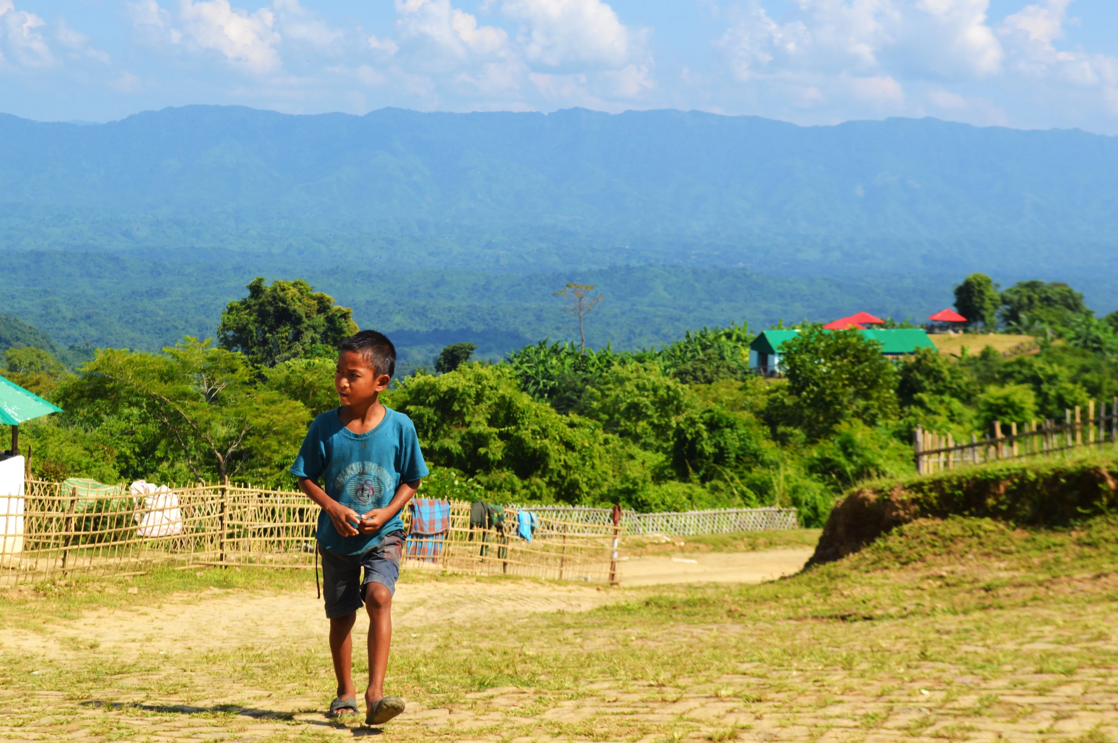Get Lost In The Scenic Beauty Of Khagrachari & Bandarban Of Bangladesh [20 Photos]