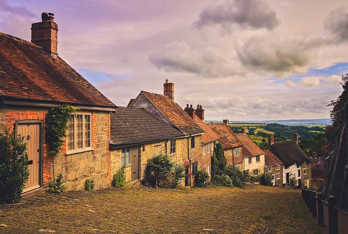 My Family Moved To A Small Town In The UK And I Started Discovering The Beauty Of This Country (35 Pics)