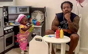 Dad's Honest Review On His Daughter's 'Restaurant' Goes Viral