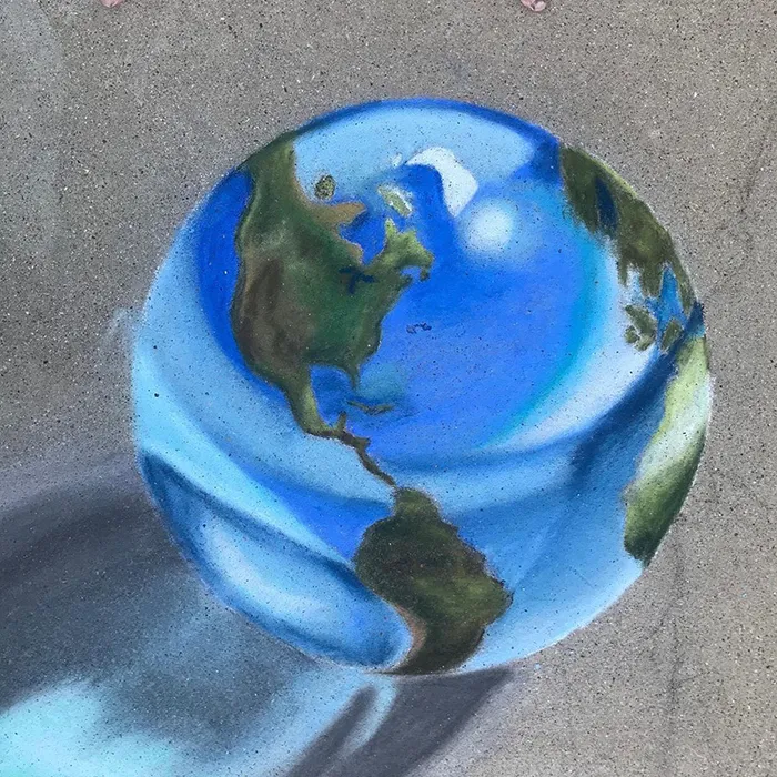This Mother And Daughter Duo Is Creating Stunning 3D Chalk Art To Make Neighbors Smile (20 Photos)