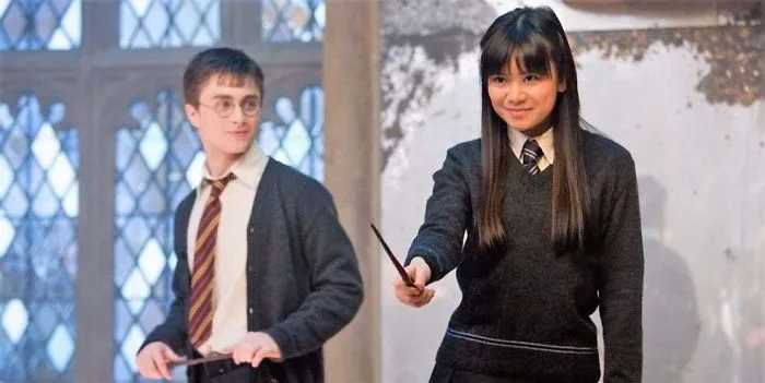 En la Orden del Fénix, Harry lleva suéters desabotonados como el profesor Lupin. Fue idea de Daniel, para emular a su profesor favorito