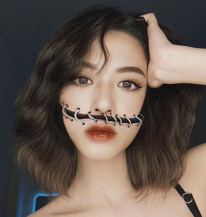 This Self-Taught Artist Can Transform Herself Into Mind-Bending Optical Illusions (25 Pics)