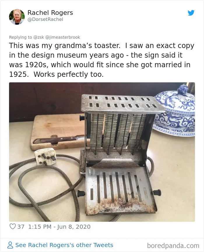 30 People Share The Oldest Gadgets They Own And Still Use To This Day