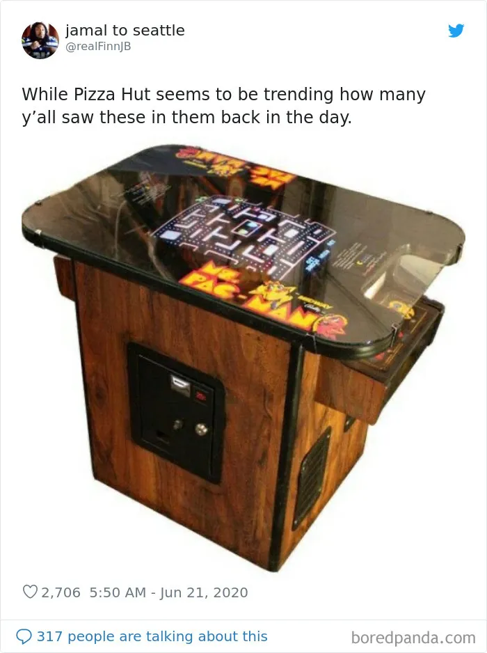 People Share How Pizza Hut Has Changed Since The '90s And It Hardly Looked Like It Is Today