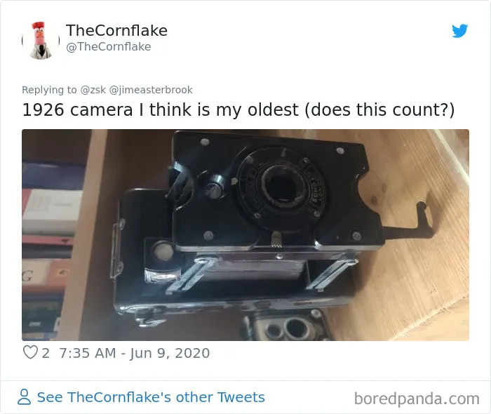 30 People Share The Oldest Gadgets They Own And Still Use To This Day