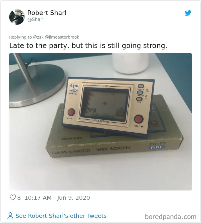 30 People Share The Oldest Gadgets They Own And Still Use To This Day