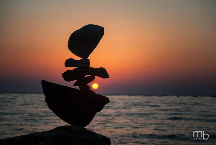 I've Been Practicing Stone Balancing For 10 Years, It's The Best Kind Of Meditation For Me (50 New Pics)