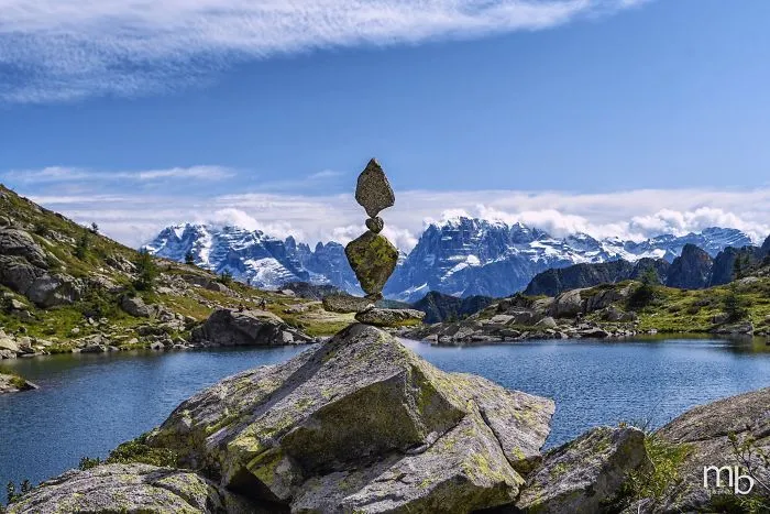 I've Been Practicing Stone Balancing For 10 Years, It's The Best Kind Of Meditation For Me (50 New Pics)