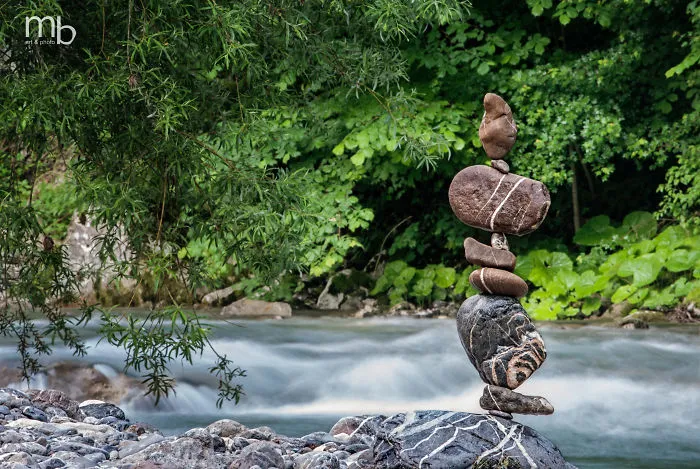 I've Been Practicing Stone Balancing For 10 Years, It's The Best Kind Of Meditation For Me (50 New Pics)