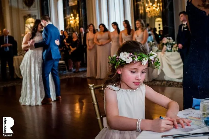Estos fotógrafos han enviado a nuestro concurso las mejores fotos espontáneas en bodas, y aquí están las 22 mejores