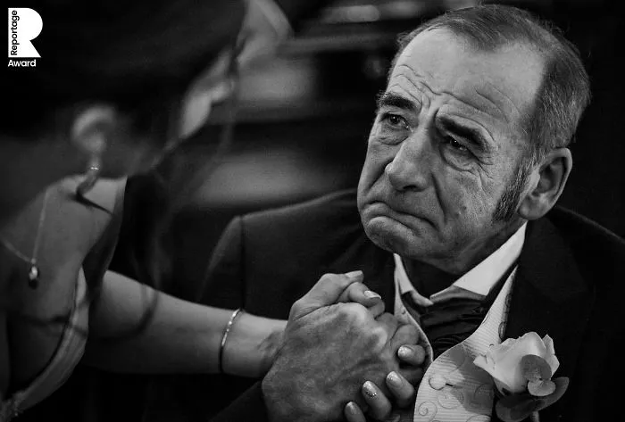 Estos fotógrafos han enviado a nuestro concurso las mejores fotos espontáneas en bodas, y aquí están las 22 mejores