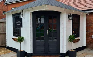 This Couple Builds A Mini Pub In A Garden, Stuns People With Its Handmade Interior
